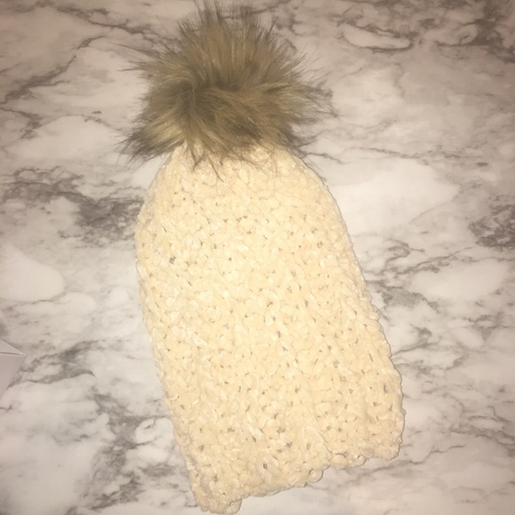 Velvet Crochet Beanie With Pom - Picture 6 of 7